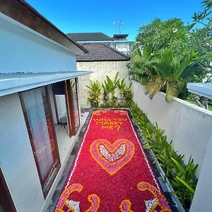 The Sakaye & , Legian Indonesien